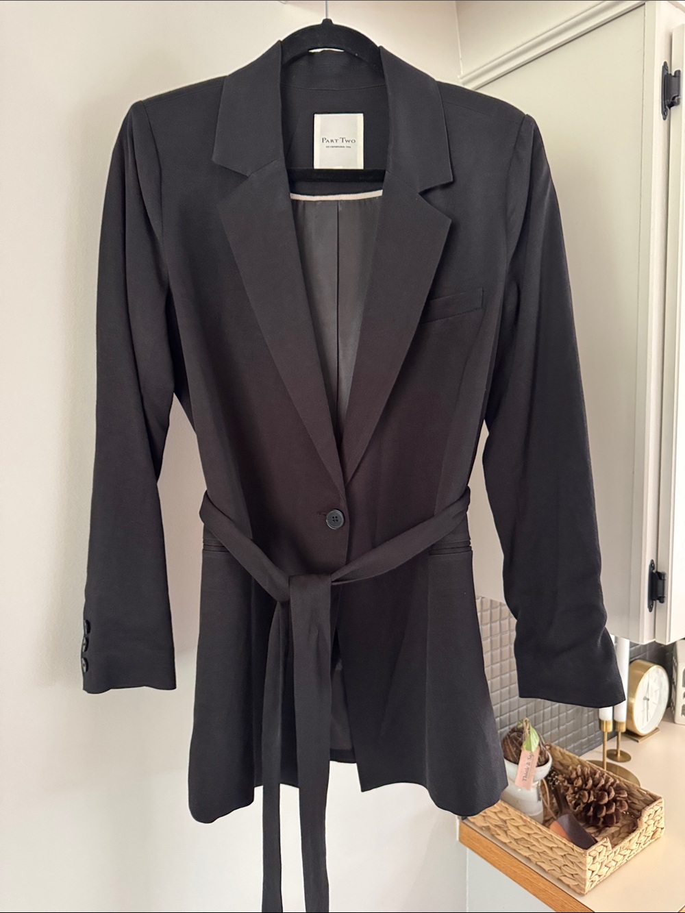 Part Two Black Tie-Waist Blazer